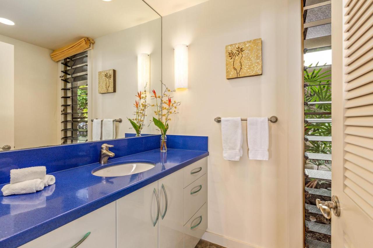 Waterfall House - Hawaii ไคลัวโคนา ภายนอก รูปภาพ